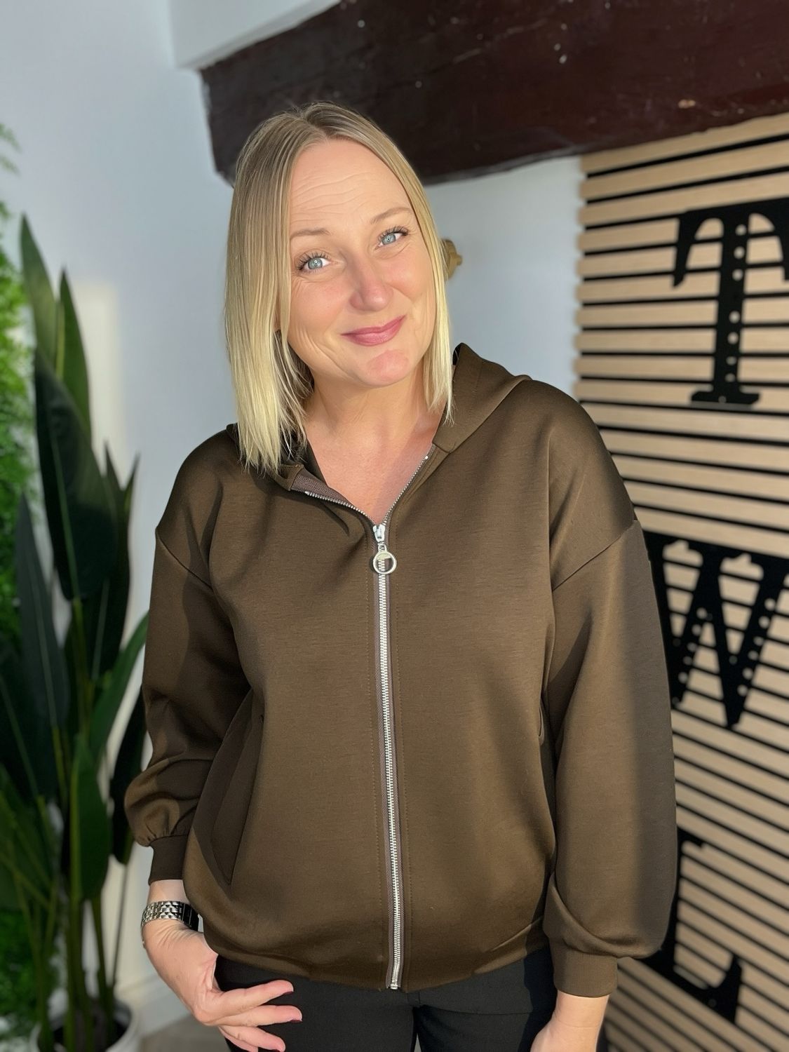 Scuba Zip Up Hoodie - Brown