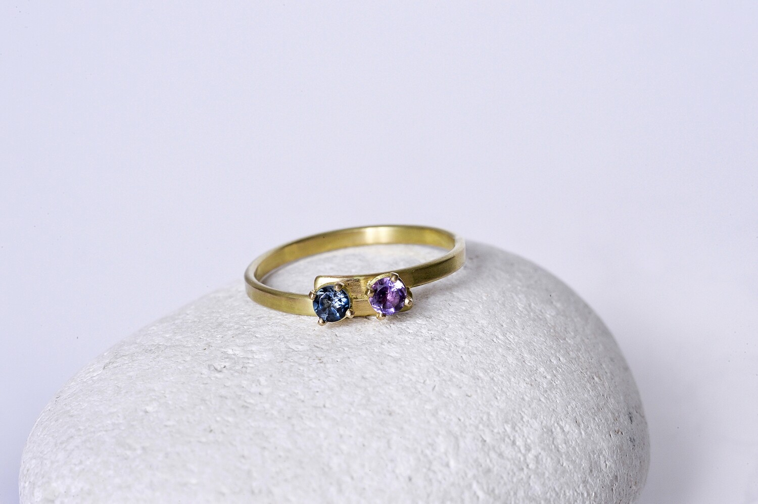 Bague Topaze et Améthyste en or 18 carats