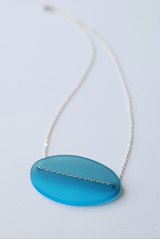 COLLIER bicolore plexiglas et argent