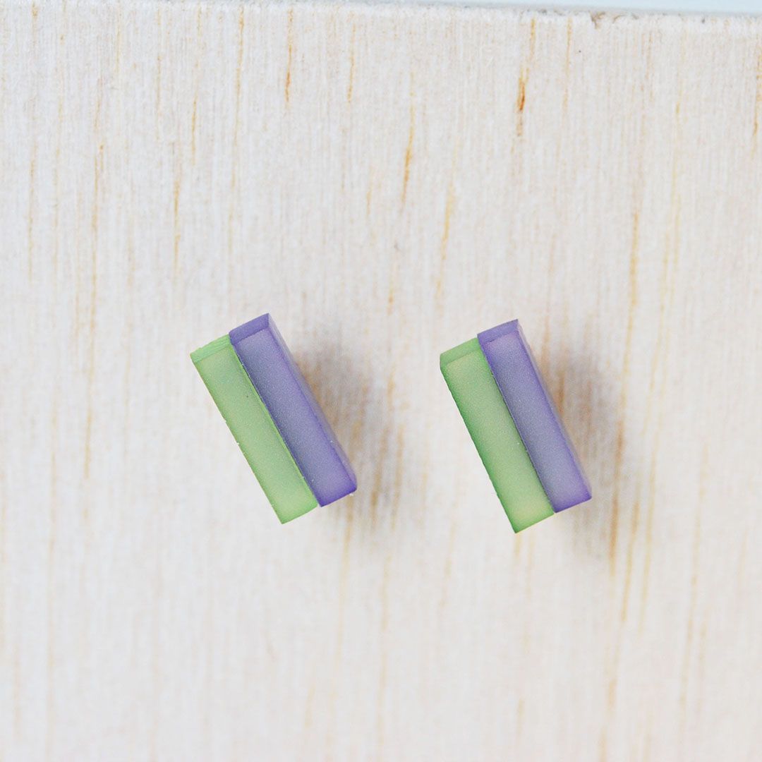 Boucles d’oreilles bicolores en Plexiglas – rectangles colorés uniques