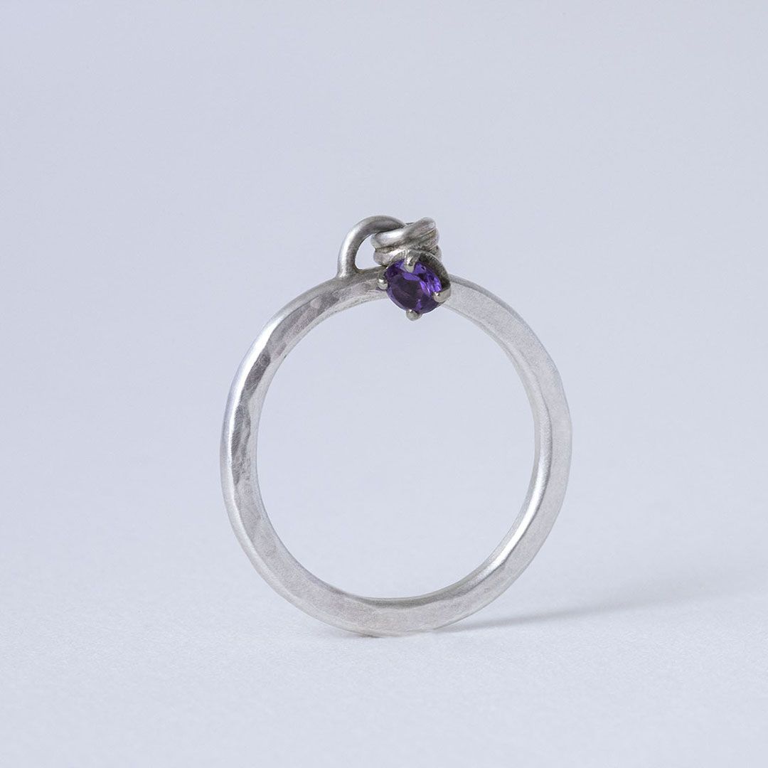 Bague en argent 925 et améthyste mobile