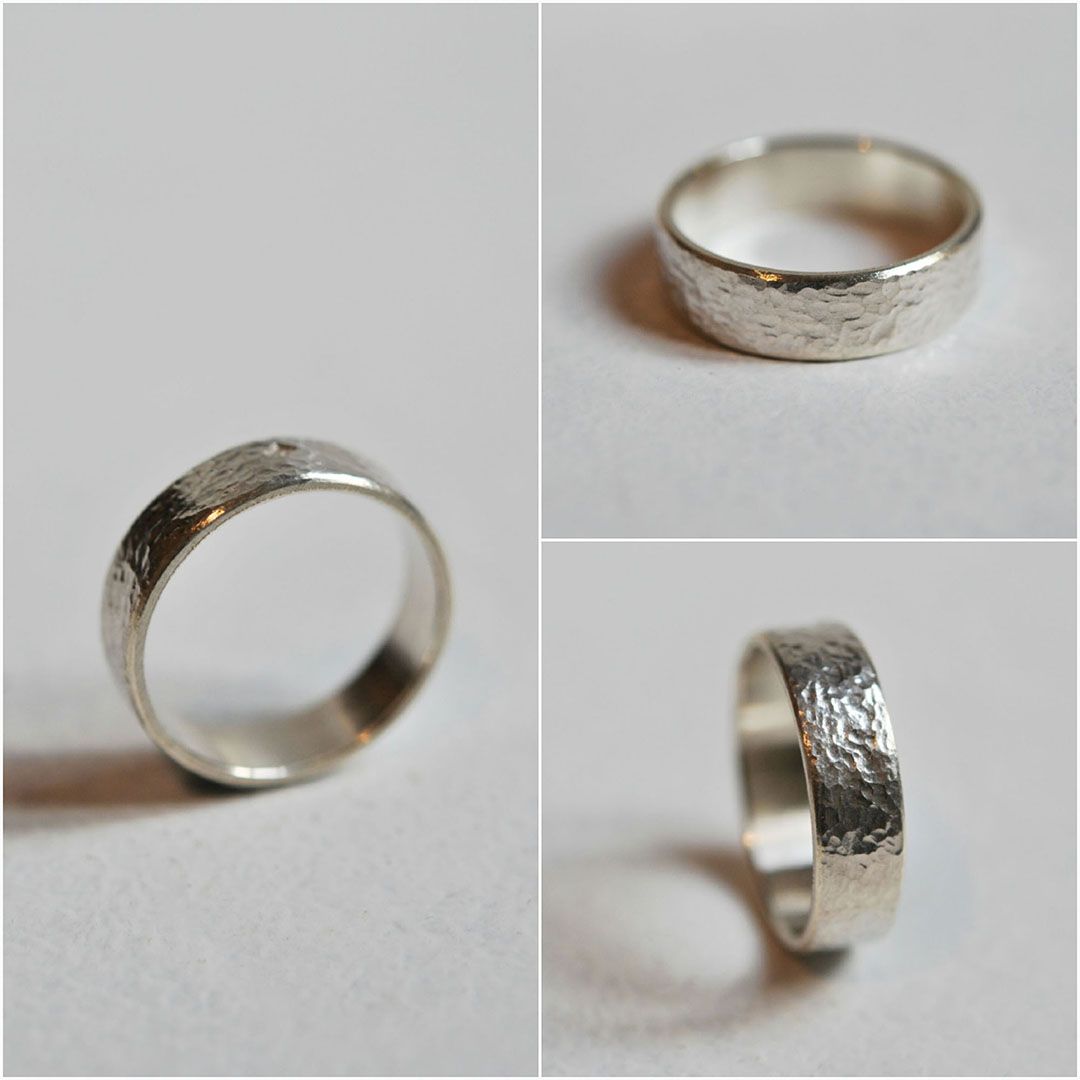 Bague martelée en argent massif, adaptée aux hommes comme aux femmes.