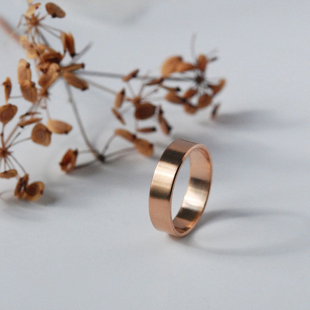 Alliance de mariage en or rose 18K lisse, mixte, contemporains.