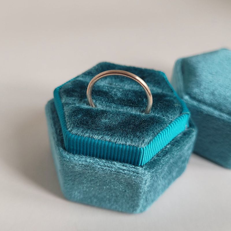 alliance jonc en or gris 18K