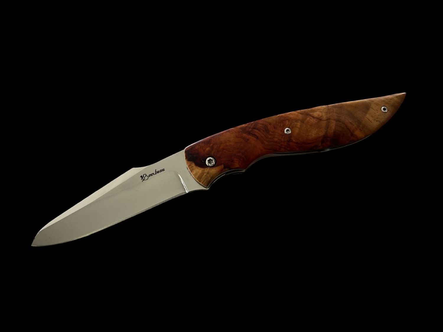 RAPACE LOUPE D'AMBOINE