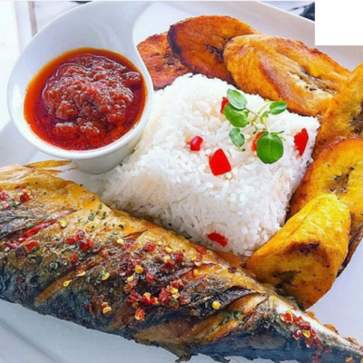 White rice with tomato sauce