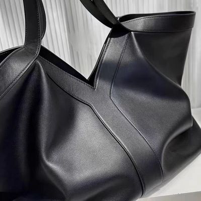 Base black minimal genuine tote leather bag