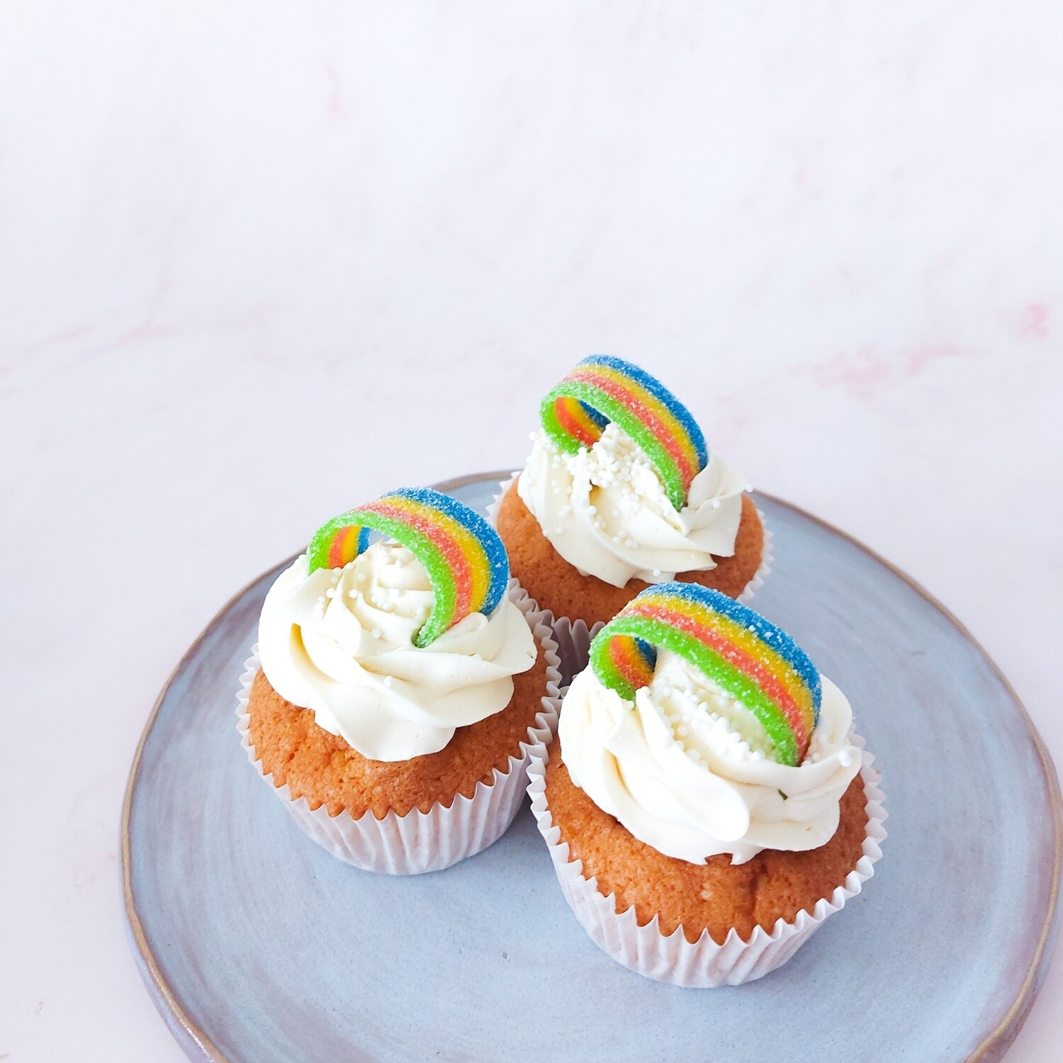 CUPCAKE  - Regenboog  (vanaf 10st)