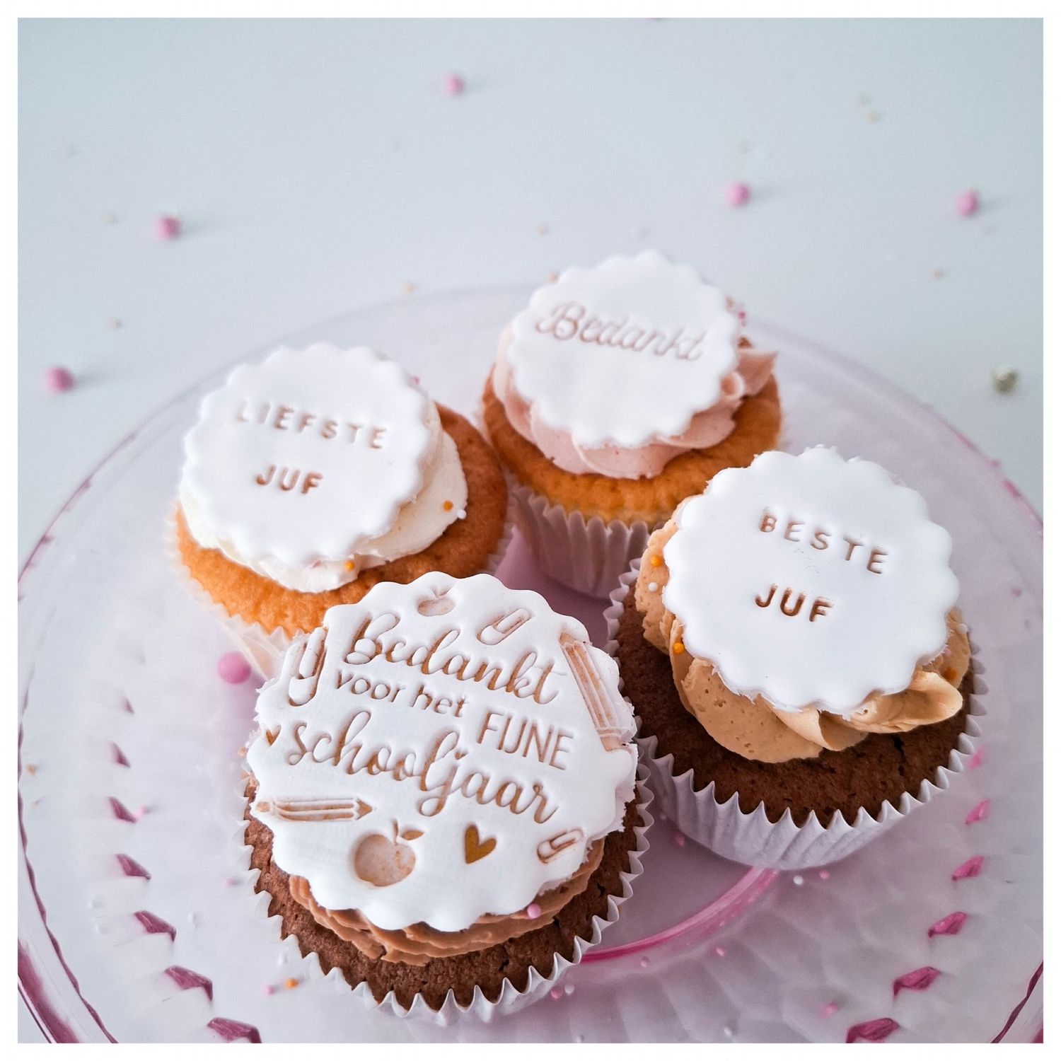 CUPCAKE - BEDANKT JUF/MEESTER (4st)