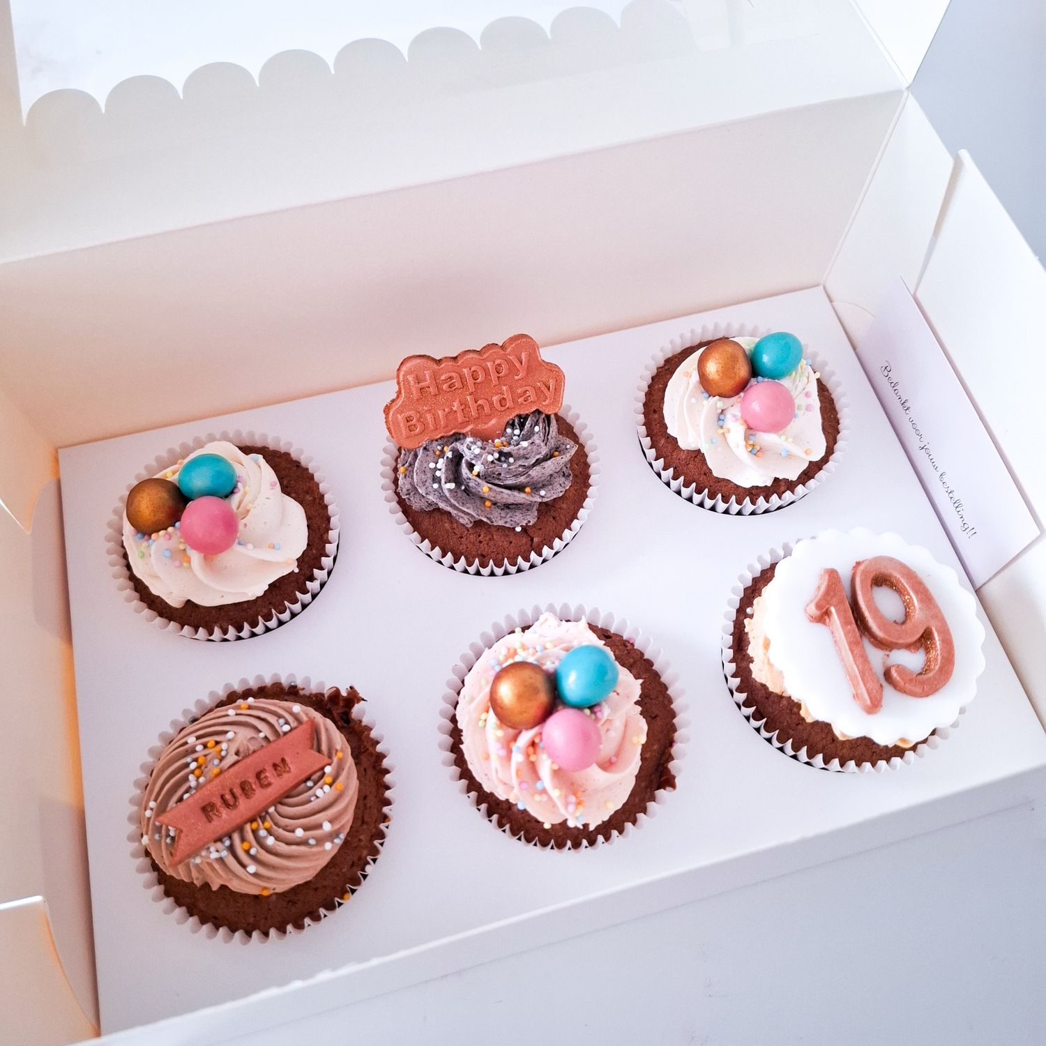 CUPCAKE - BIRTHDAY Geschenkdoosje 2
