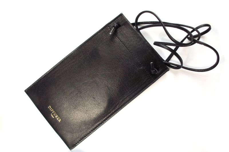 Stecketui zum Umhängen by Diffuser Tokyo