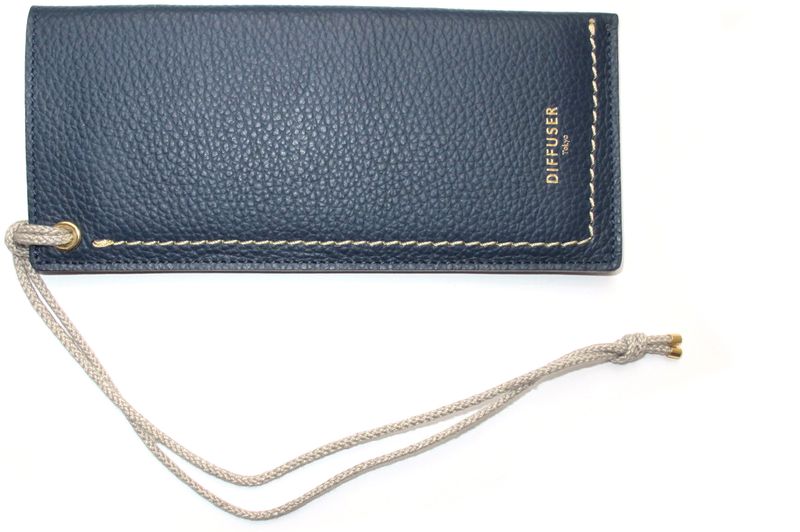 Lederetui zum Umhängen by Diffuser Tokyo