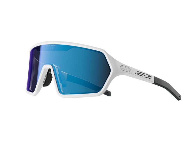 Rev sky / white by React