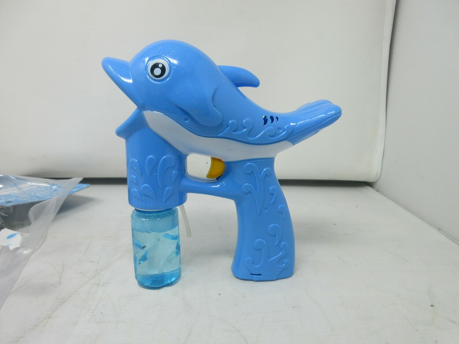 KIDS BUBBLE GUN WITH LIGHT AND SOUNDS SOLUTION AMAZING Dolphin