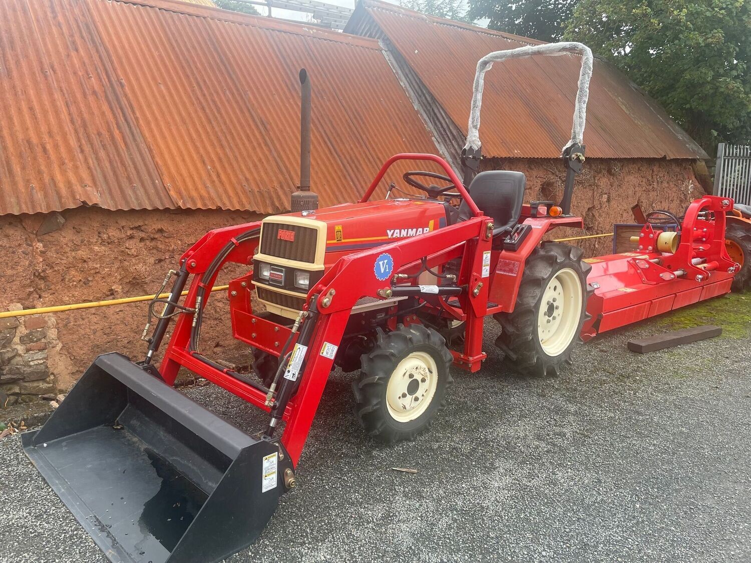 Yanmar F16D compact tractor with loader £6750 plus Vat