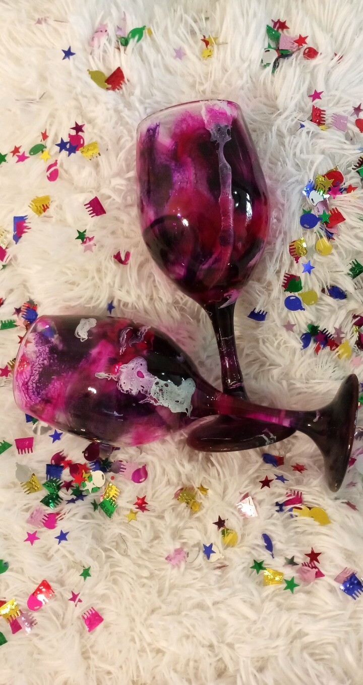 Customized Wine Glasses