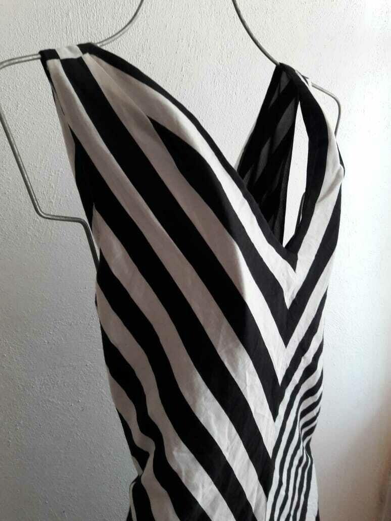Vestido a rallas b/n