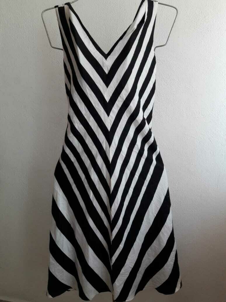 Vestido a rallas b/n