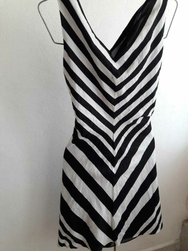 Vestido a rallas b/n