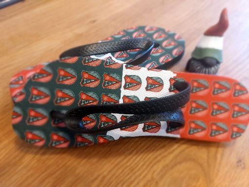 NEW - Flip Flop kleines Logo NEW - Flip Flop kleines Logo