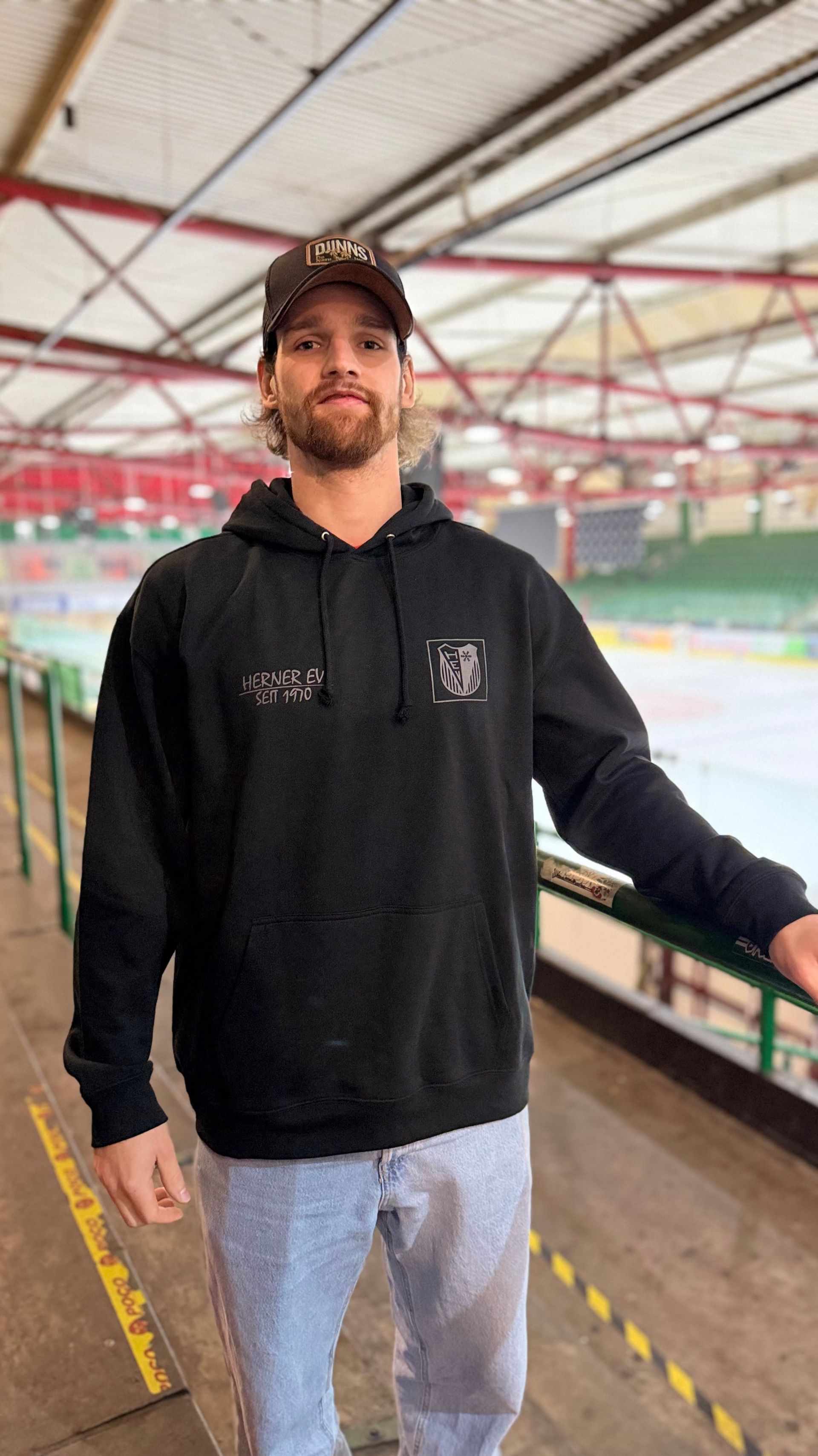 Hoodie HEV Logo und Schriftzug Saison 2026/27