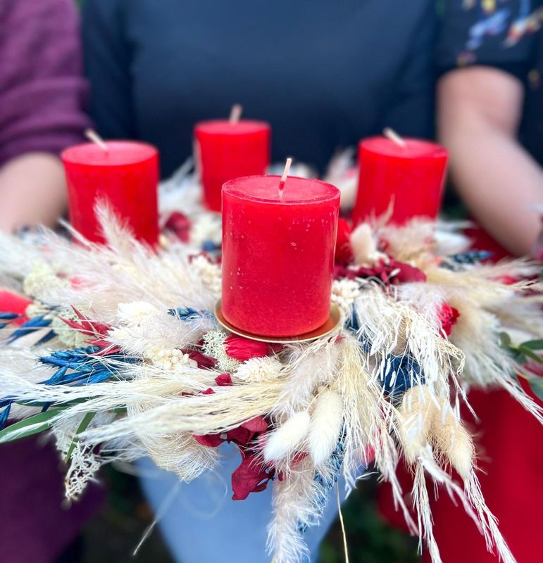 DIY Workshop Dried Flower Kranz/Adventskranz DIY Workshop Dried Flower Kranz/Adventskranz