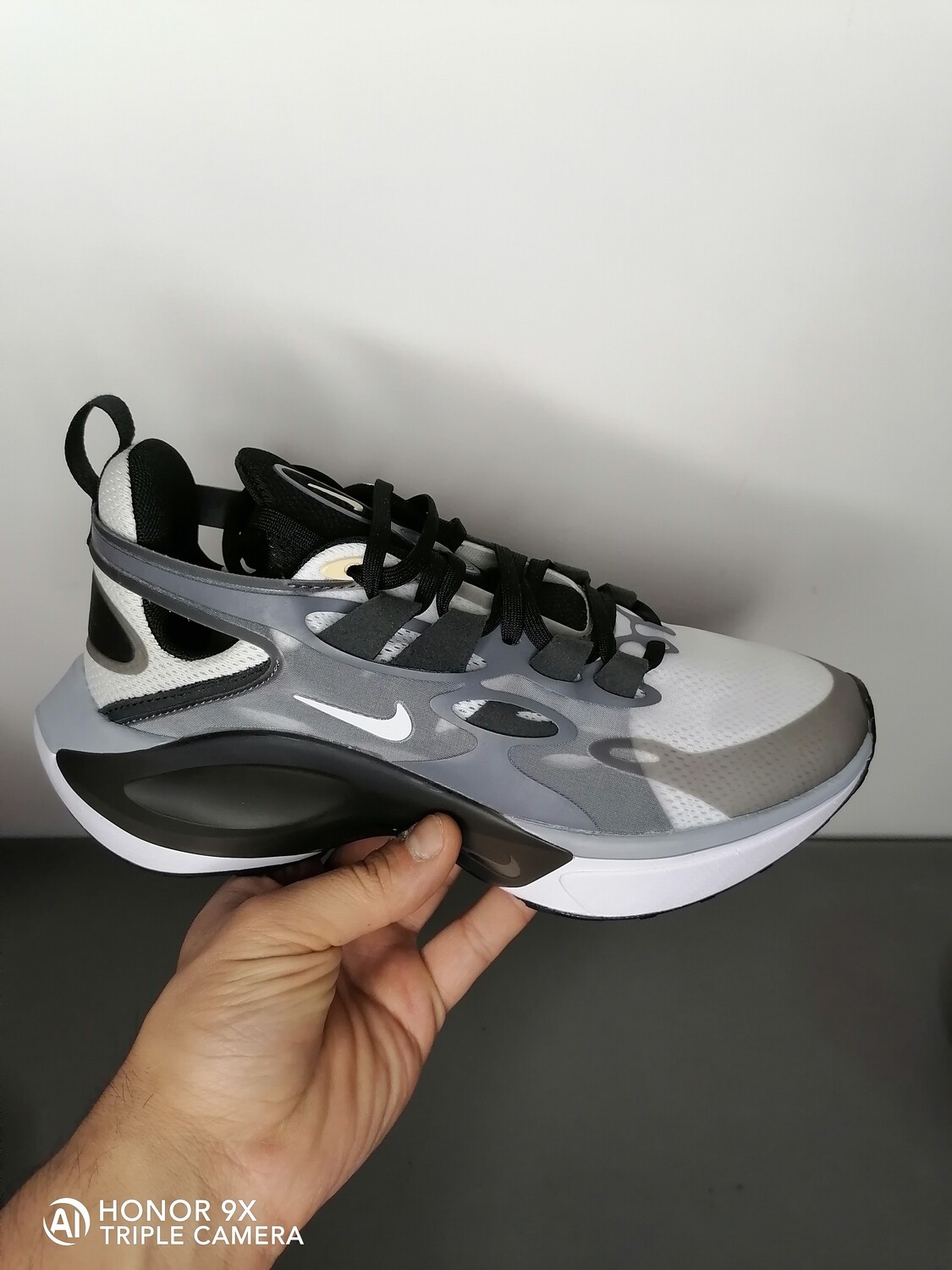 NIKE SIGNAL D/MS/X