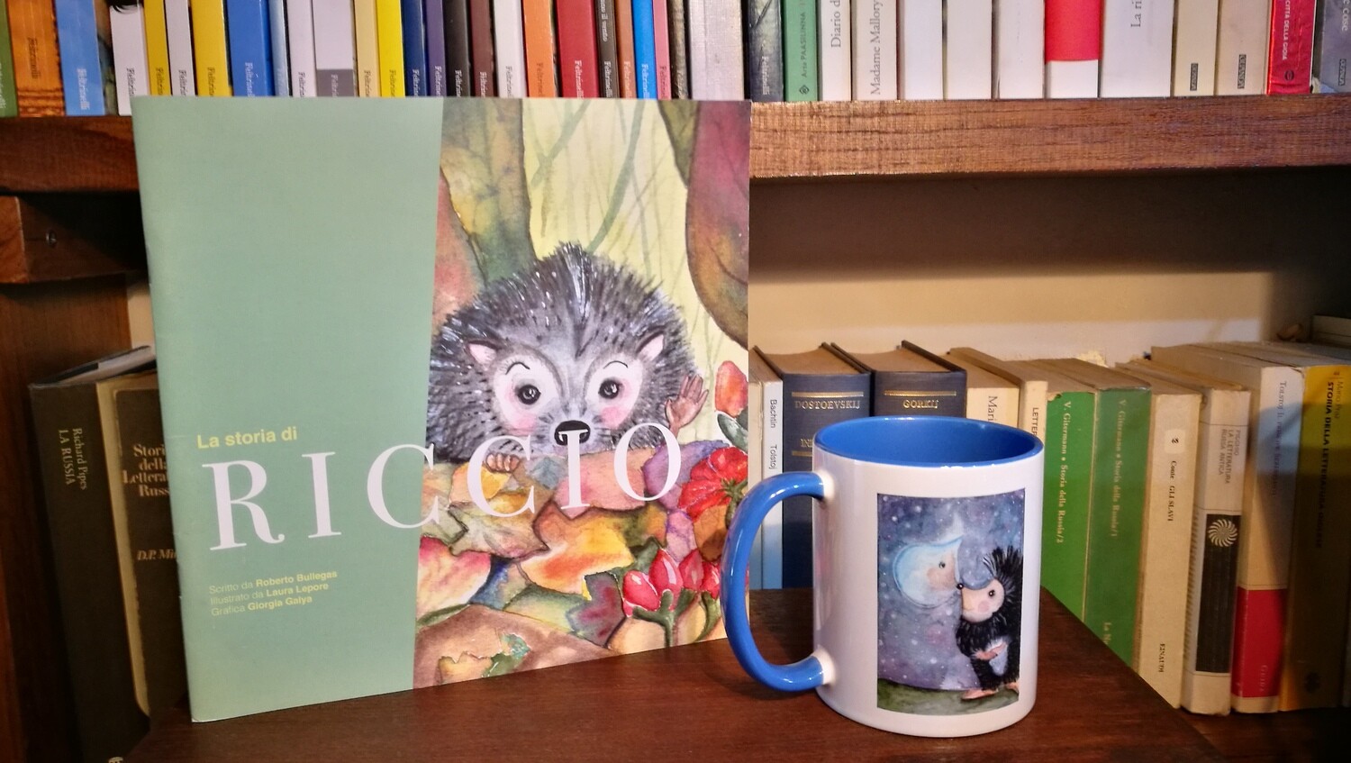PACCO ARGENTO
 - Libro + Tazza 
o Libro + Pastelli