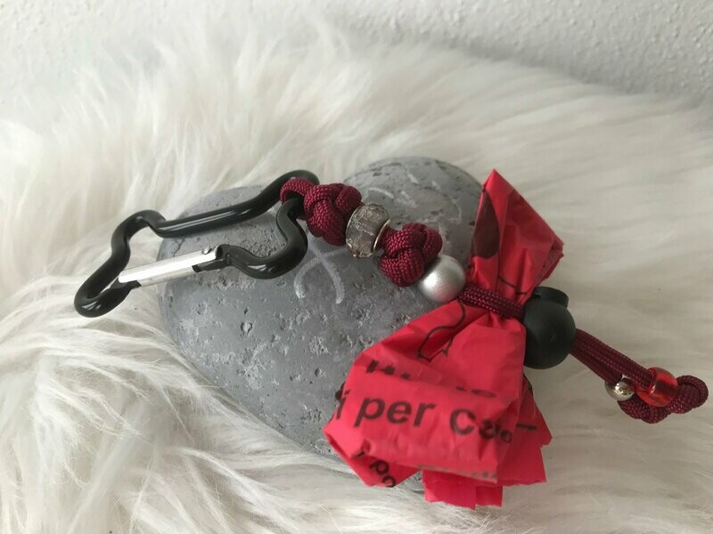 Kotbeutelspender Bones