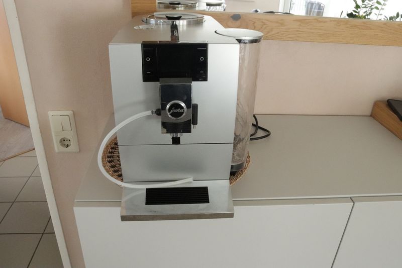 Jura Kaffeevollautomat ENA 8 Sunset Rot Wi-Fi gebraucht Jura Kaffeevollautomat ENA 8 Sunset Rot Wi-Fi gebraucht