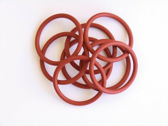 1000 Dichtung O-Ring  Innen 32 x 4 Stärke / Außen 40 mm Rot VMQ FDA