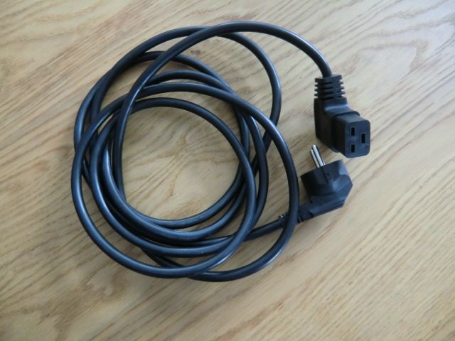 Miele CVA Netzkabel Kabel Stromkabel Einbaugeräte ca 3m GEBRAUCHT