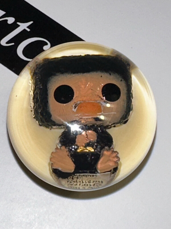 Niffler (fantastic beasts and where to find them) on Sand 1