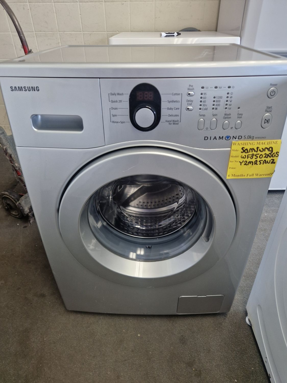 SAMSUNG DIAMOND  SILVER WASHING MACHINE MODEL WF8502NGS