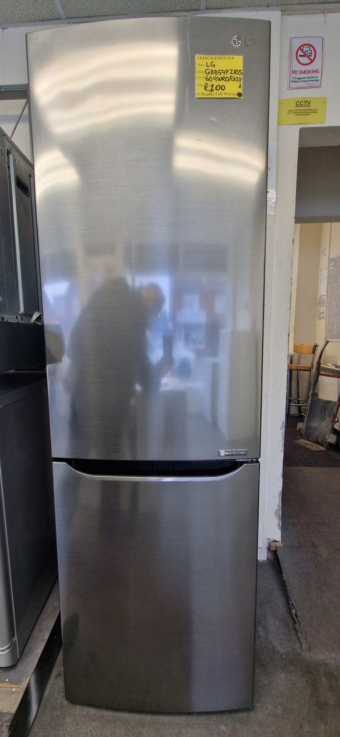 LG STAINLESS STEEL TALL FROSTFREE FRIDGE FREEZER  190CM TALL, 60CM WIDE MODEL GBB59PZRZS
