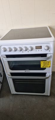 HOTPOINT ELECTRIC COOKER WHITE CERAMIC HOB DOUBLE OVEN AND GRILL 60cm MODEL HUE61