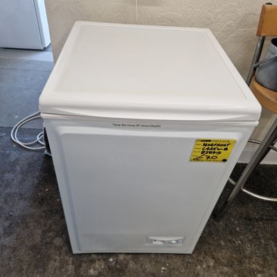 NORFROST CHEST FREEZER 85 CM TALL 55 CM WIDE MODEL C4AEW