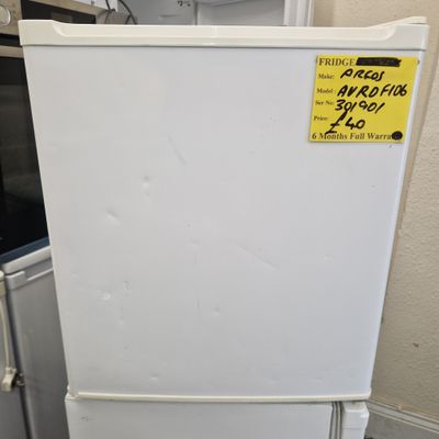 ARGOS DESKTOP FRIDGE WITH ICE BOX  50CM TALL, 44.5CM WIDE MODEL AVRDF106