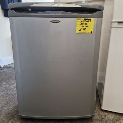 HOTPOINT GRAPHITE GREY FUTURE  UNDER THE COUNTER LARDER  FRIDGE 85 CM TALL 60 CM WIDE RLA34