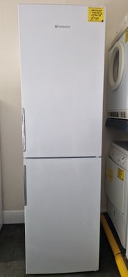 HOTPOINT TALL  FROSTFREE FRIDGE FREEZER  201CM (6ft7) TALL, 60CM&nbsp;WIDE MODEL XAO95TI