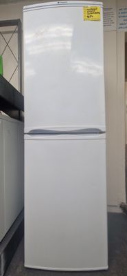 HOTPOINT ICED DIAMOND FRIDGE FREEZER&nbsp;MODEL RFA52P 174 CM TALL, 55CM&nbsp;WIDE 