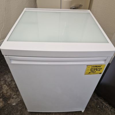 SIEMENS UNDER COUNTER LARDER FRIDGE  MODEL KT16RP22 85 CM TALL, 60 CM WIDE