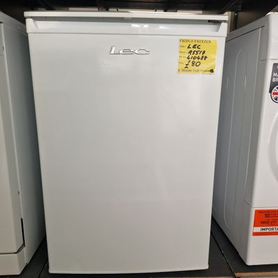 LEC UNDER COUNTER FRIDGE FREEZER MODEL R5517W  85 CM TALL, 55 CM WIDE