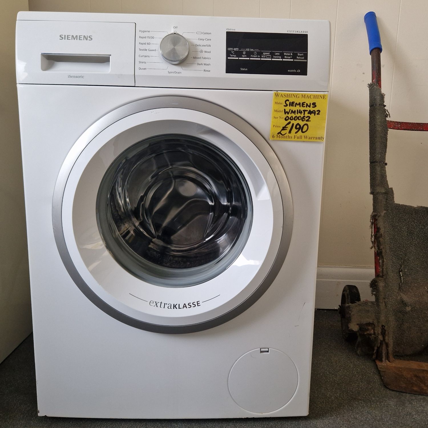 SIEMENS ISENSORIC WASHING MACHINE 9Kg  MODEL WM14t491
