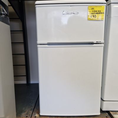 LEC  UNDER COUNT  FRIDGE FREEZER BOX FREEZER ON TOP &nbsp;MODEL T50082W 84CM TALL, 47CM&nbsp;WIDE 