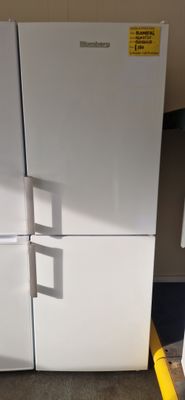 BLOMBERG FROSTFREE A+ RATED FRIDGE FREEZER 153CM TALL 55CM WIDE KGM4530