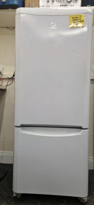 INDESIT  FRIDGE FREEZER&nbsp;MODEL BAAN10 150CM TALL, 60CM&nbsp;WIDE 