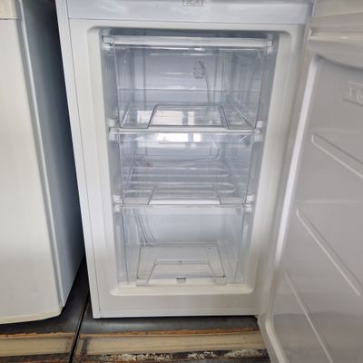 LEC UNDER COUNTER FREEZER A+ CLASS  MODEL U5010l7W  85 CM TALL, 50CM WIDE