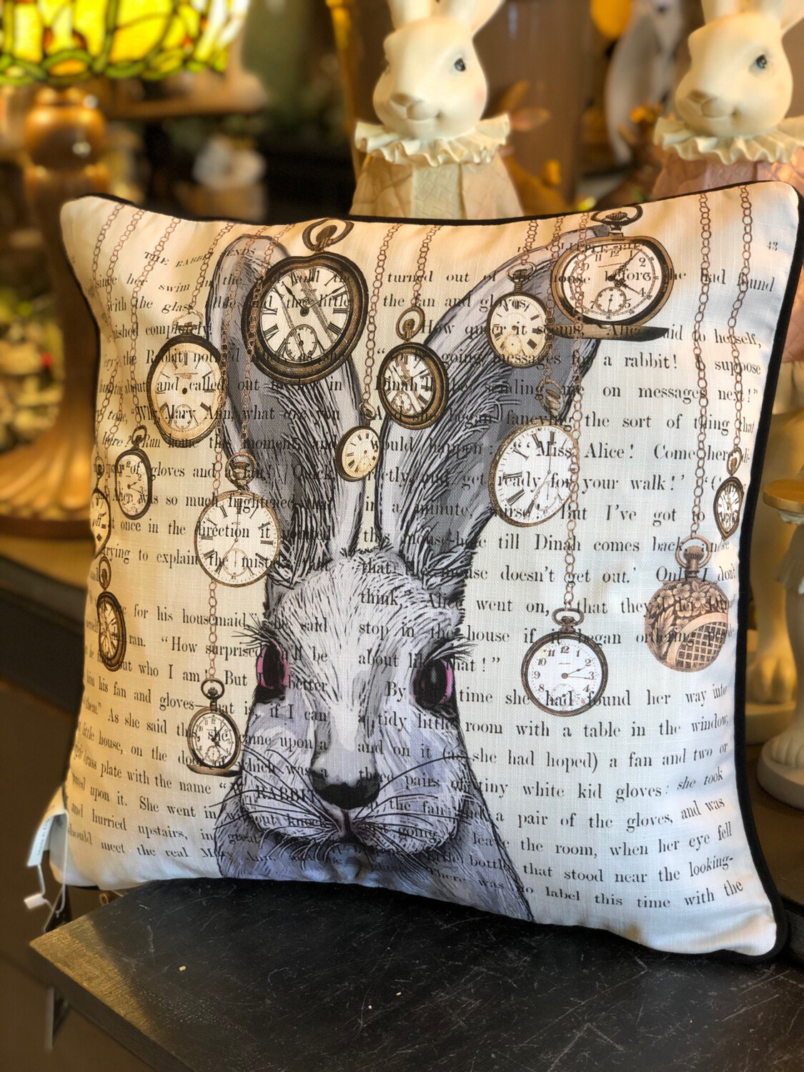 Coussin lapin d’alice