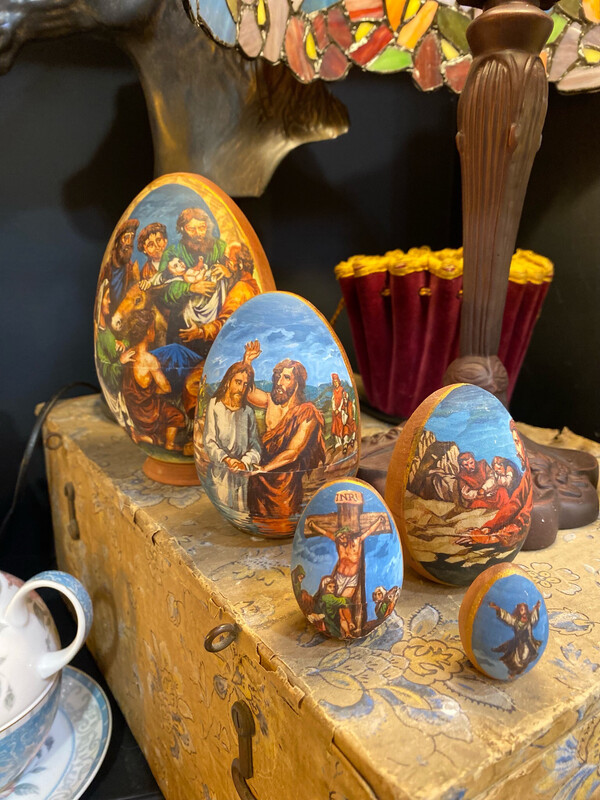 Œufs gigogne scène biblique